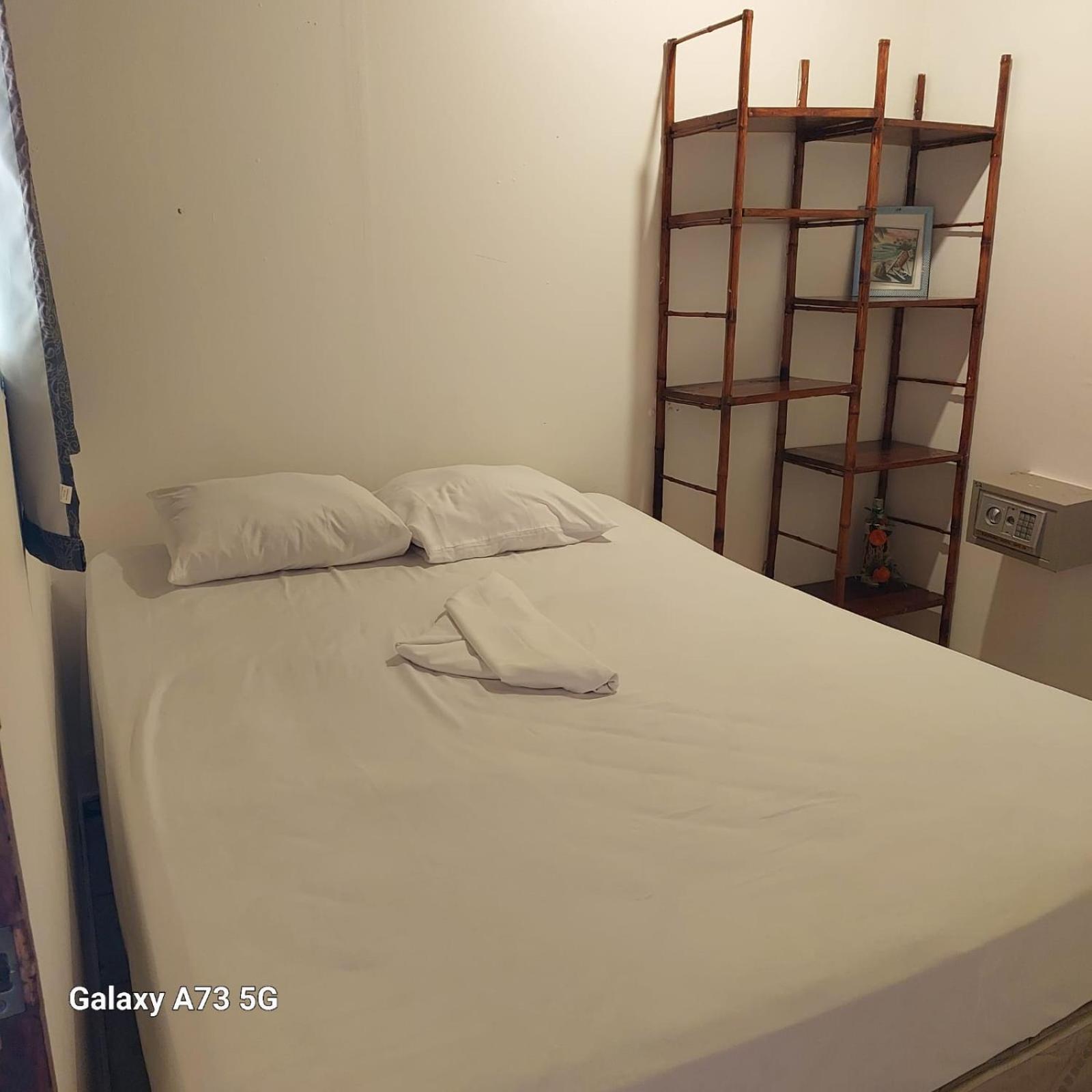 Costa Linda Art Hostel Manuel Antonio Dış mekan fotoğraf