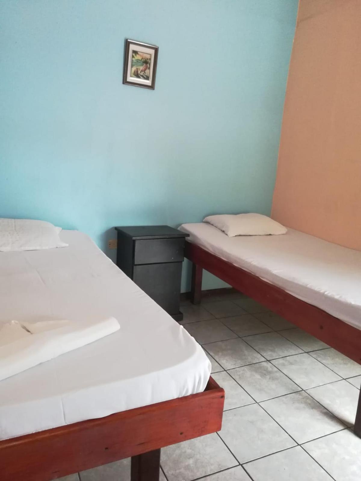 Costa Linda Art Hostel Manuel Antonio Dış mekan fotoğraf