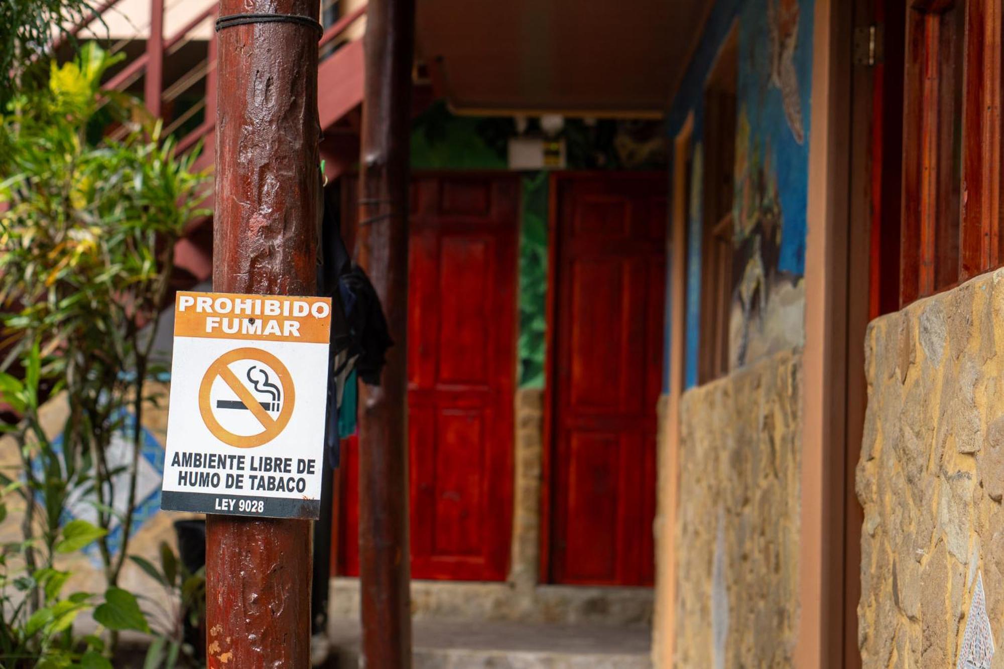 Costa Linda Art Hostel Manuel Antonio Dış mekan fotoğraf