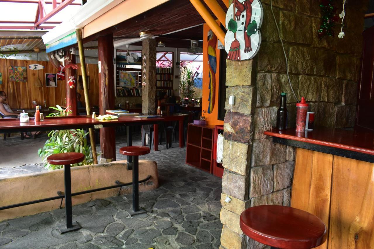 Costa Linda Art Hostel Manuel Antonio Dış mekan fotoğraf